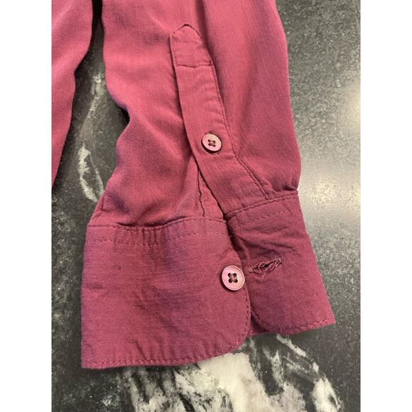 Magellan Outdoors ladies Maroon Classic Fit long sleeve button up L - Picture 7 of 7
